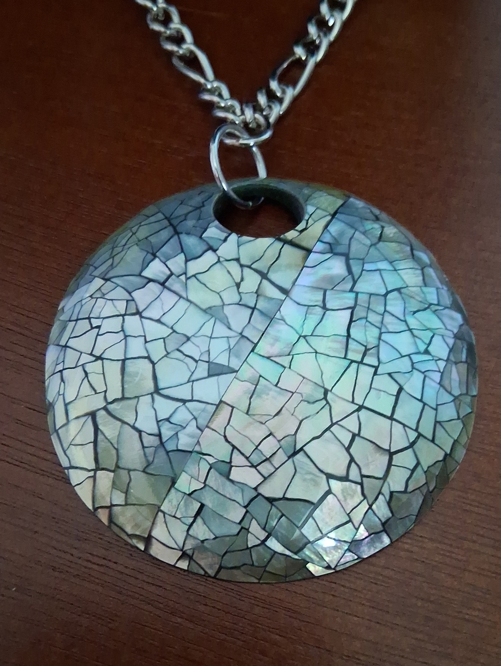 Iridescent Mosaic Faux Shell Pendant Necklace JJ140